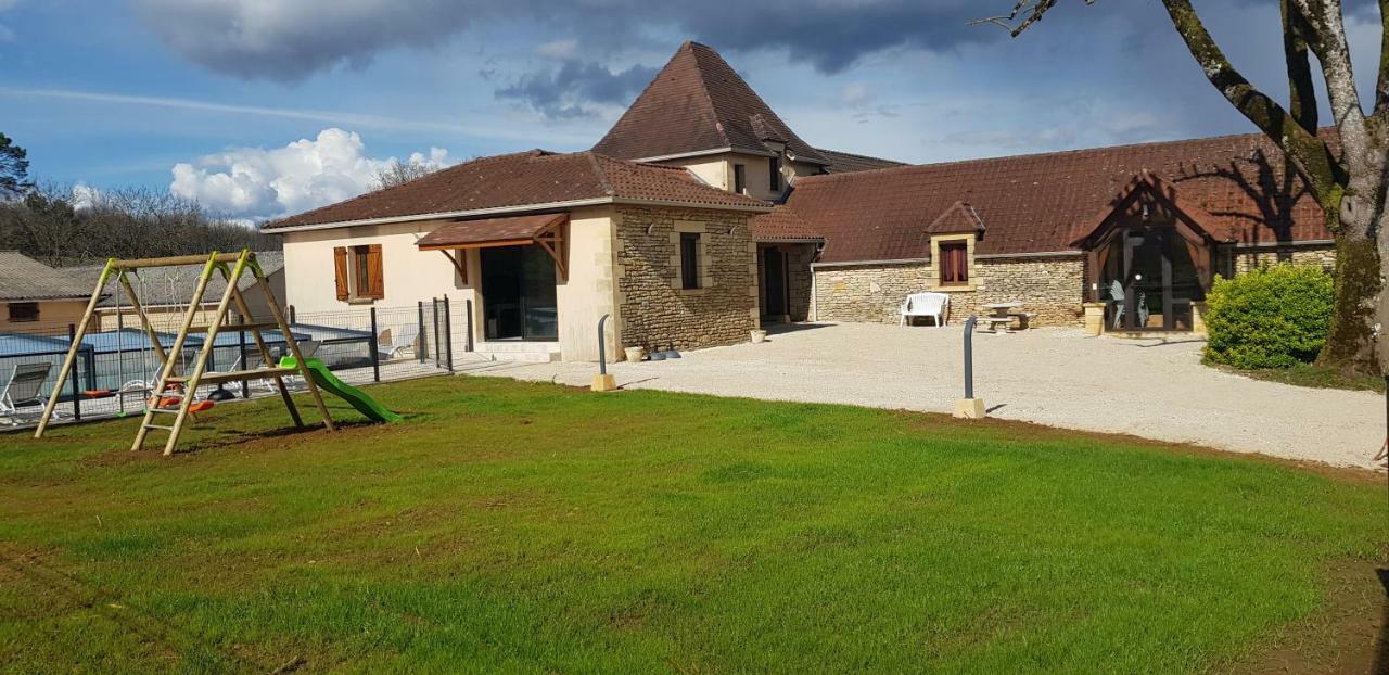 La Table Du Chaffour Hotel Saint-Geniès-Bellevue Exterior foto